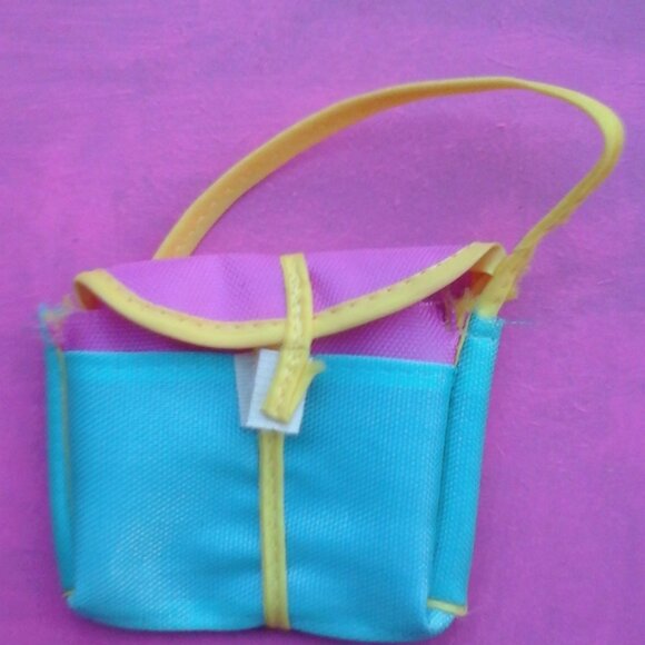 Barbie doll size green & pink luggage bags 80s - Picture 3 of 6